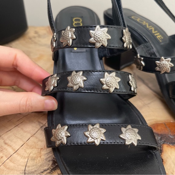 Connie Western Metal Florals Sandals - Picture 3 of 10